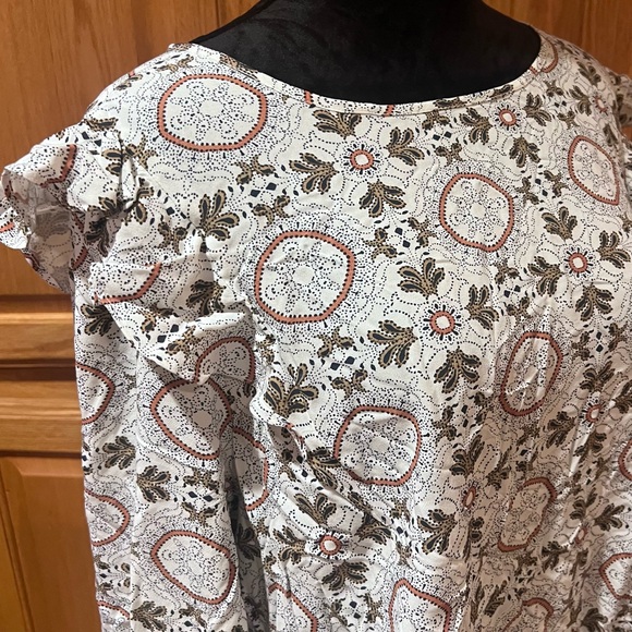 LOFT Medallion Print Ruffle Shoulder Bubble Hem Long Sleeve Blouse Top Size XL - Picture 4 of 14